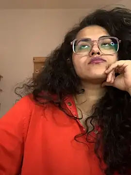 Curvydesifromgermany online show from January 16, 2025, 1:04 pm