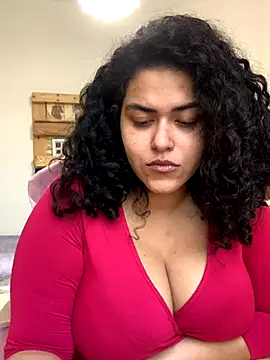 Curvydesifromgermany online show from December 1, 2025, 2:00 pm