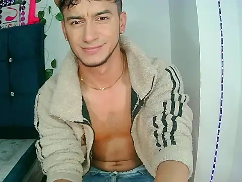 Kevin Torres online show from December 28, 2024, 9:19 pm