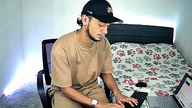 Kevin Torres online show from December 17, 2025, 11:05 am