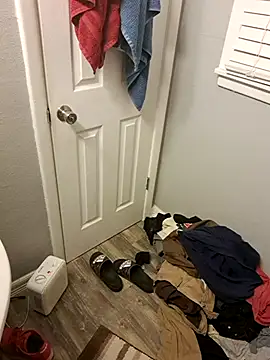 Snapshot of bigdickdaddy2184 chatting on January 6, 2025, 1:53 am bigdickdaddy2184 online show from January 6, 2025, 1:53 am