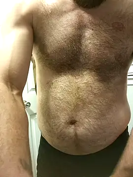 Snapshot of bigdickdaddy2184 chatting on March 14, 2025, 8:32 am bigdickdaddy2184 online show from March 14, 2025, 8:32 am