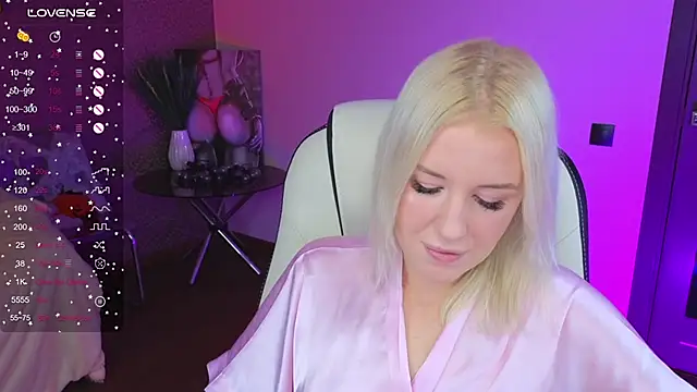 Selenatrend online show from November 16, 2025, 6:52 am