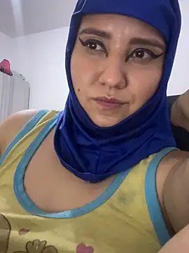Snapshot of hannahayat chatting on June 8, 2026, 1:28 am hannahayat online show from June 8, 2026, 1:28 am