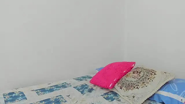 sofiaparker8 online show from January 27, 2025, 11:54 pm