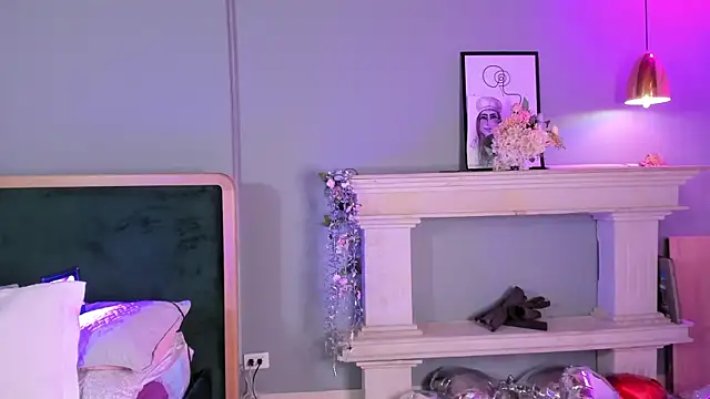 tiffany becker online show from February 25, 2025, 11:00 pm