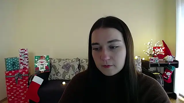 Snapshot of Pretty_shy chatting on December 17, 2024, 8:45 am Pretty shy online show from December 17, 2024, 8:45 am