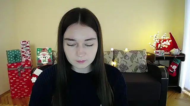 Snapshot of Pretty_shy chatting on December 24, 2024, 9:17 am Pretty shy online show from December 24, 2024, 9:17 am