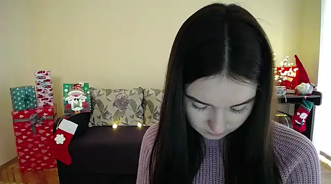 Snapshot of Pretty_shy chatting on December 29, 2024, 11:50 am Pretty shy online show from December 29, 2024, 11:50 am