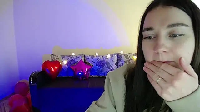 Snapshot of Pretty_shy chatting on February 15, 2025, 12:11 pm Pretty shy online show from February 15, 2025, 12:11 pm