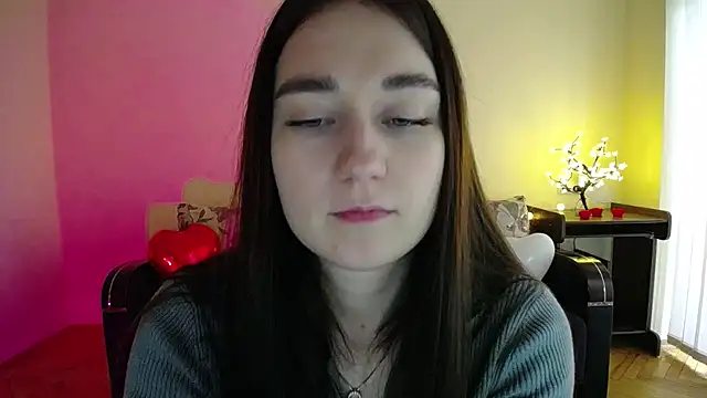 Snapshot of Pretty_shy chatting on March 15, 2025, 12:45 pm Pretty shy online show from March 15, 2025, 12:45 pm
