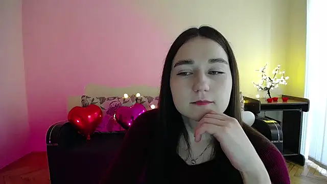 Snapshot of Pretty_shy chatting on March 21, 2025, 9:45 am Pretty shy online show from March 21, 2025, 9:45 am
