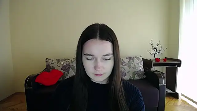 Snapshot of Pretty_shy chatting on October 2, 2025, 8:21 am Pretty shy online show from October 2, 2025, 8:21 am
