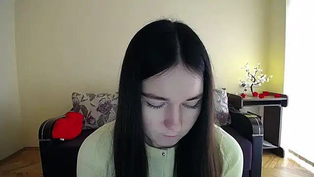 Pretty shy online show from April 17, 2026, 8:39 am