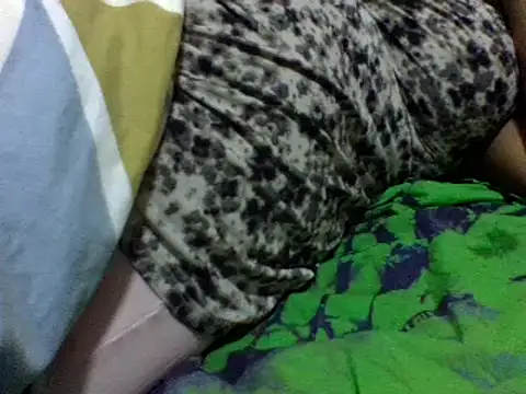 zoey10 online show from February 28, 2025, 1:36 pm