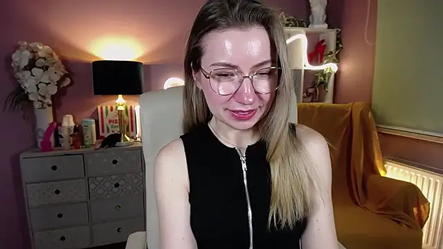 Mia Tasty online show from February 9, 2025, 8:45 pm