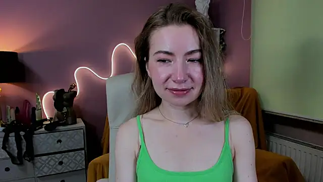 Mia Tasty online show from September 12, 2025, 6:35 am