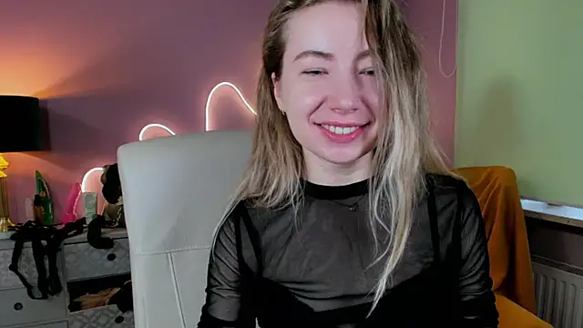 Mia Tasty online show from September 26, 2025, 6:50 am