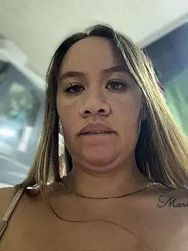 Emiily lee online show from December 20, 2025, 3:46 am