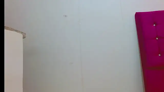 chantalsemenova1 online show from September 24, 2025, 3:15 pm