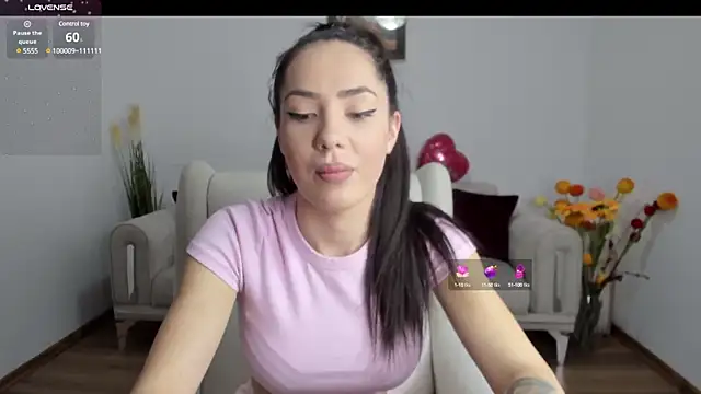 Emmapmg online show from February 26, 2025, 2:57 pm