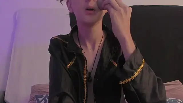 BonnieCute  online show from March 8, 2025, 11:37 am