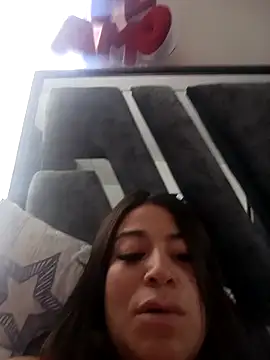 Alona Evans online show from January 30, 2025, 4:02 pm