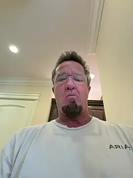 Snapshot of sluttydylan chatting on June 26, 2026, 9:52 pm sluttydylan online show from June 26, 2026, 9:52 pm