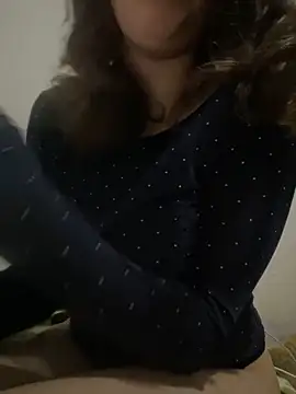 Snapshot of farah-36 chatting on January 11, 2025, 2:30 am farah-36 online show from January 11, 2025, 2:30 am