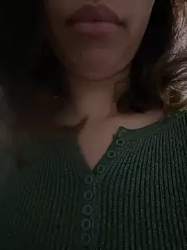 Snapshot of farah-36 chatting on February 9, 2025, 12:39 am farah-36 online show from February 9, 2025, 12:39 am