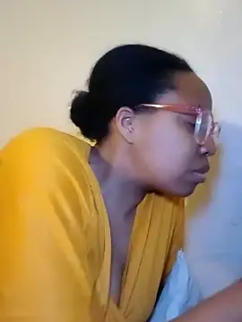 madamsensuale online show from February 9, 2025, 4:46 am