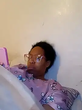 madamsensuale online show from February 20, 2025, 9:33 am