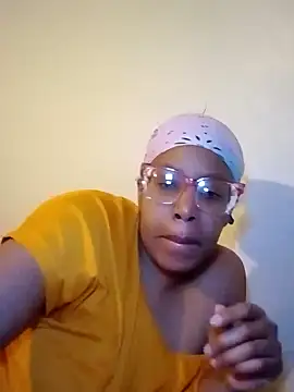 madamsensuale online show from February 27, 2025, 1:38 am