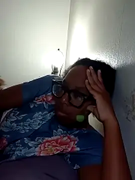 madamsensuale online show from December 3, 2025, 3:03 am