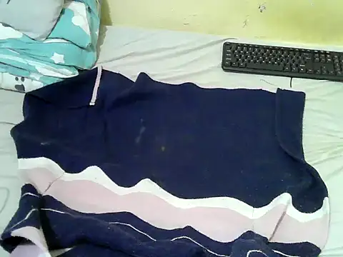 Snapshot of Quincy_joyy chatting on February 24, 2025, 1:53 pm Quincy joyy online show from February 24, 2025, 1:53 pm