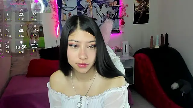 Snapshot of Sofi_lenox chatting on December 4, 2024, 9:07 am Sofi lenox online show from December 4, 2024, 9:07 am