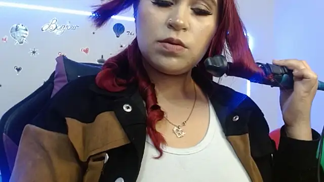 cata  gutierrez  online show from December 31, 2024, 12:32 am