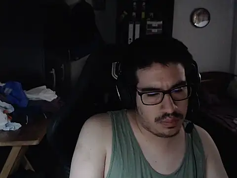 thealfawolf01 online show from December 25, 2024, 2:56 pm