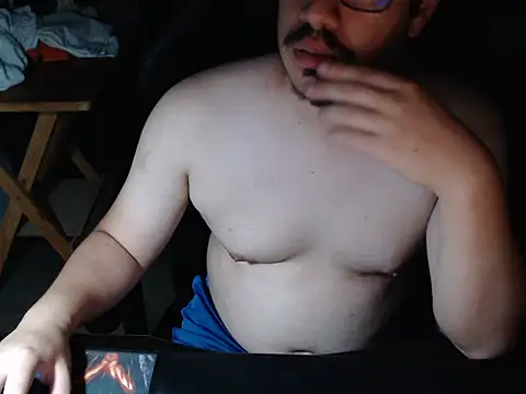 thealfawolf01 online show from January 3, 2025, 1:38 am