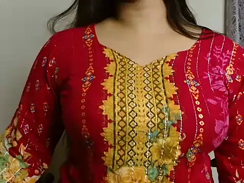 Unlucky-flowers online show from March 14, 2025, 2:41 pm