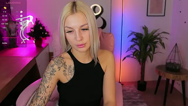 Crystal Barbie online show from December 12, 2024, 2:48 am