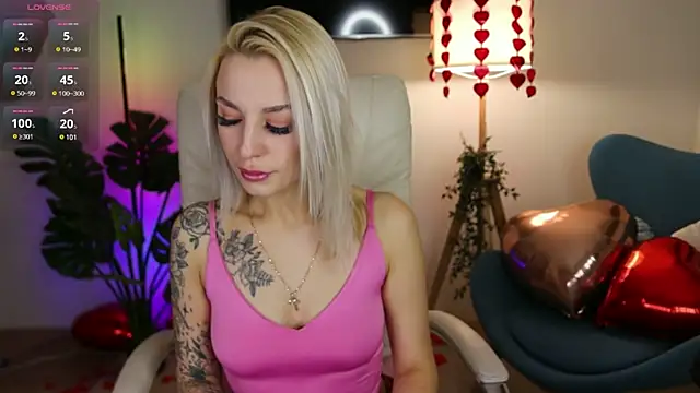 Crystal Barbie online show from February 17, 2025, 7:10 pm