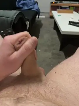 pete4445 online show from April 15, 2026, 5:42 pm