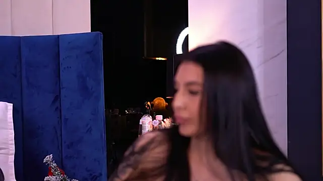 AishaDevoe online show from January 6, 2025, 12:59 am