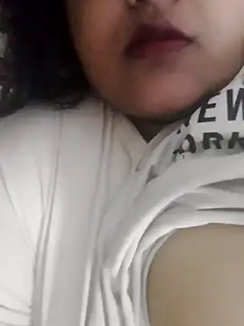 Snapshot of smile_pretty chatting on December 30, 2024, 3:57 pm smile pretty online show from December 30, 2024, 3:57 pm