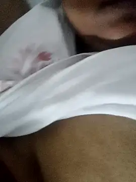 Snapshot of smile_pretty chatting on January 2, 2025, 6:45 pm smile pretty online show from January 2, 2025, 6:45 pm