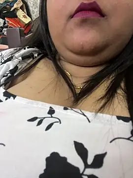 Snapshot of smile_pretty chatting on February 27, 2025, 8:50 am smile pretty online show from February 27, 2025, 8:50 am