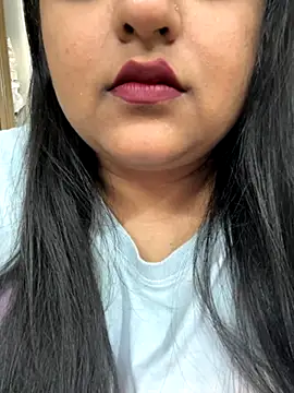 Snapshot of smile_pretty chatting on October 11, 2025, 9:24 pm smile pretty online show from October 11, 2025, 9:24 pm