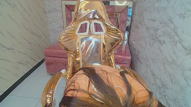 Snapshot of _Emily_v chatting on December 28, 2024, 8:15 pm Emily v online show from December 28, 2024, 8:15 pm