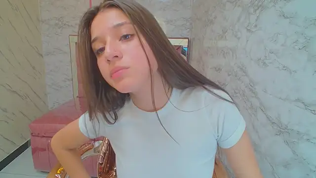 Snapshot of _Emily_v chatting on January 18, 2025, 8:09 pm Emily v online show from January 18, 2025, 8:09 pm